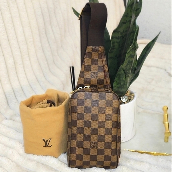 🔥🔥Beautiful Condition 🔥 😍 Authentic Louis Vuitton Geronimo Bumbag Damier - Picture 16 of 17